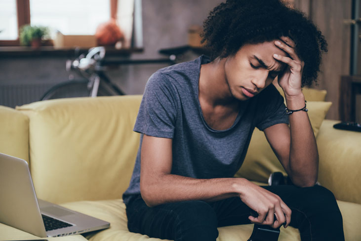 Souffrance psychique - Comment repérer des proches en situation de mal ...