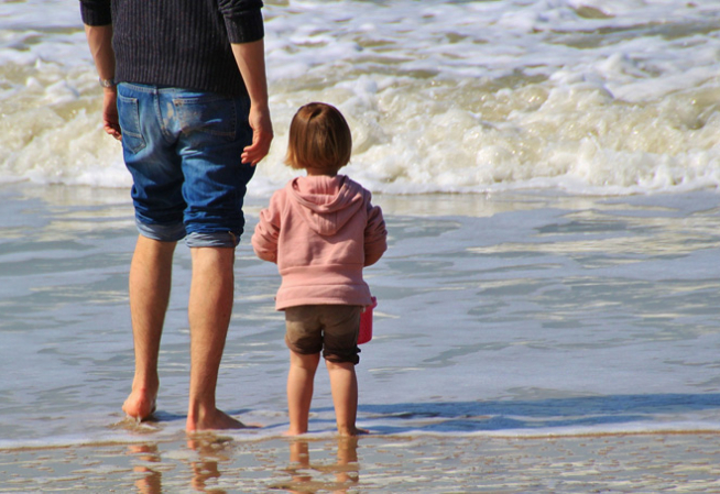 Photo enfant bord de plage